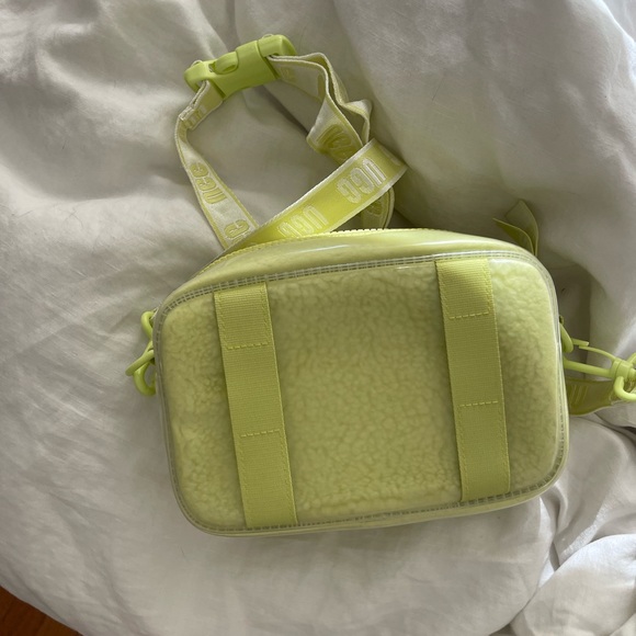 Ugg Janey Li Crossbody Bag - Picture 5 of 7